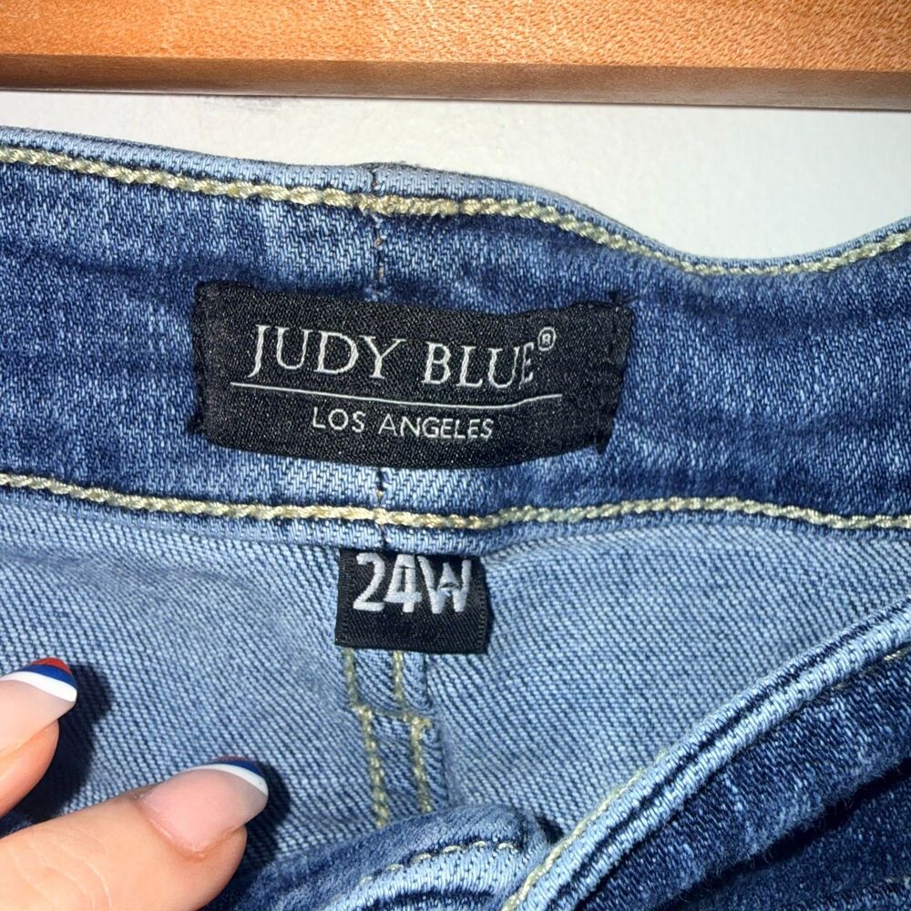 Judy Blue Mid Rise Boot Cut Jean - 24W - Picture 9 of 13